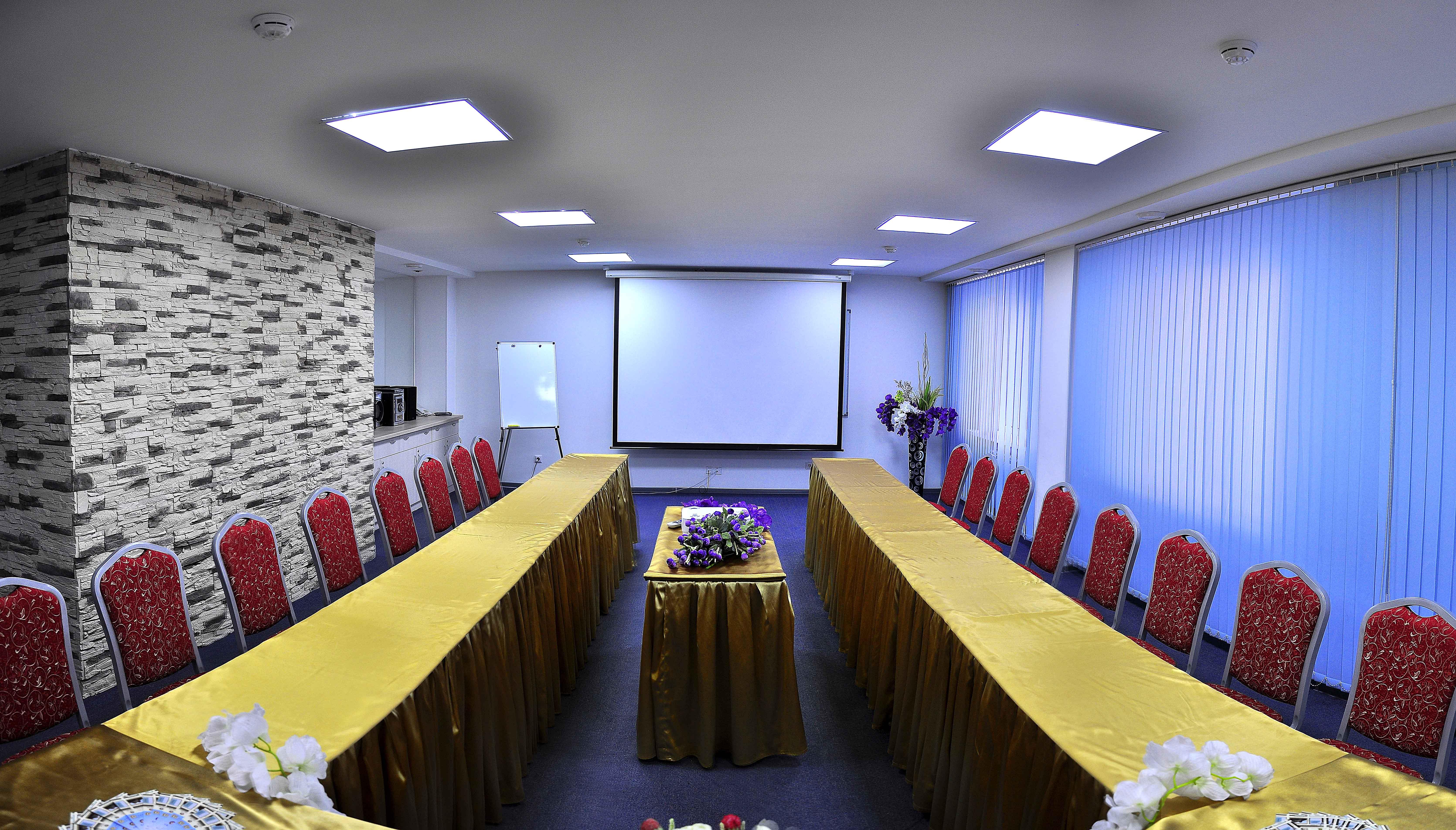 G Empire Hotel Nur-Sultan  Exterior photo